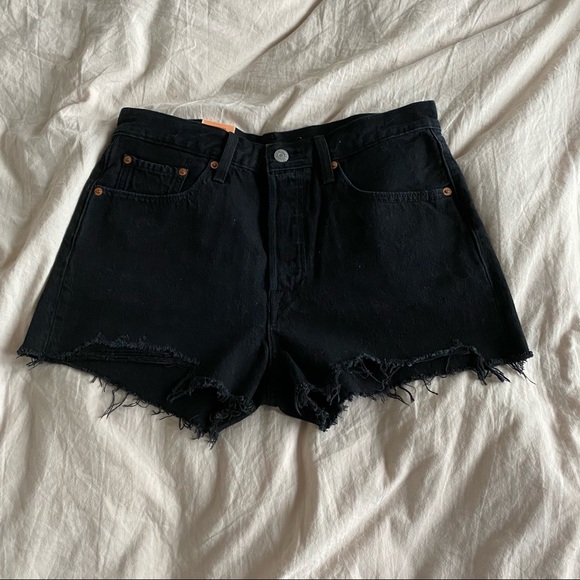 Levi's Pants - BNWT levi’s 501 shorts Levi's Pants - BNWT levi’s 501 shorts